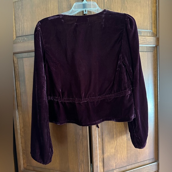 UO, Velvet Tie Jacket, Maroon - Picture 3 of 3